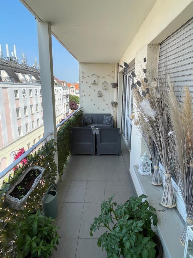 Guest Room "We Are With You In This Flat" Strasbourg Extérieur photo
